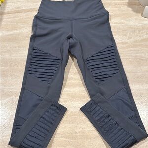 Alo Dark Gray Ribbed Leggings XS